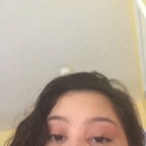 Meet your Posher, Daniela